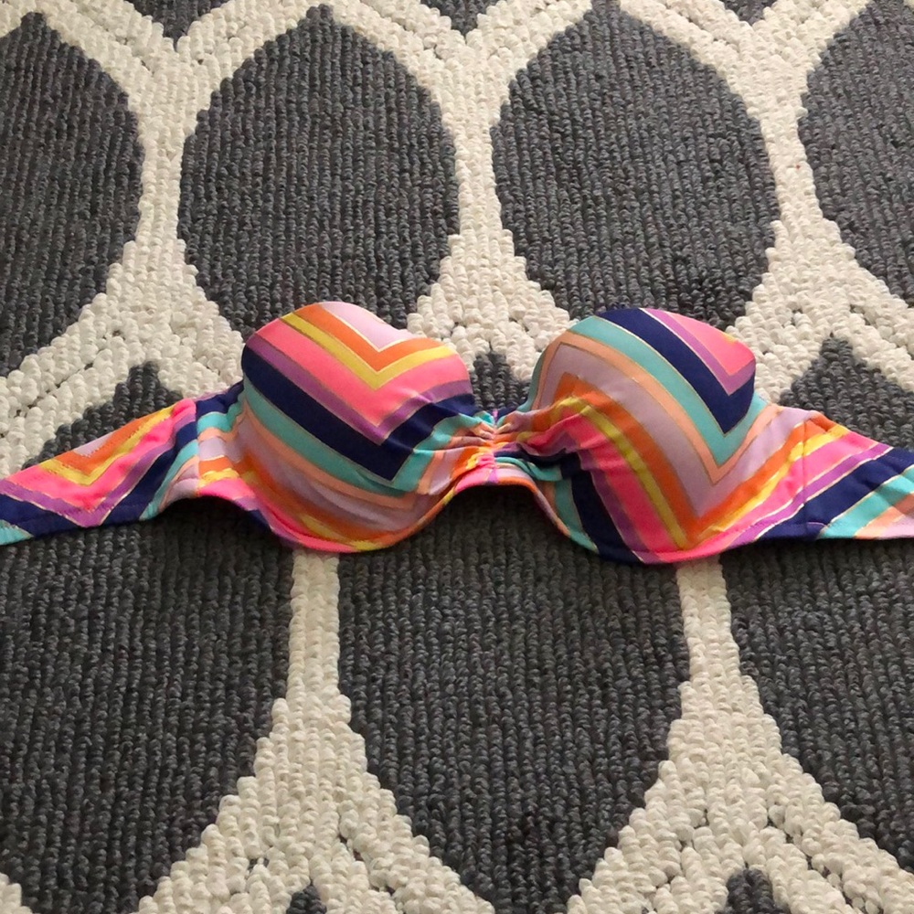 Victoria’s Secret bathing suit top